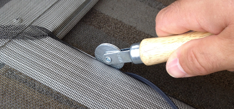 metal screen door repair in Long Beach