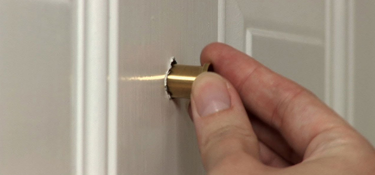 peephole door repair in Long Beach
