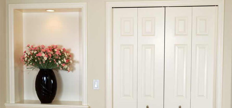 residential closet door repair in Long Beach